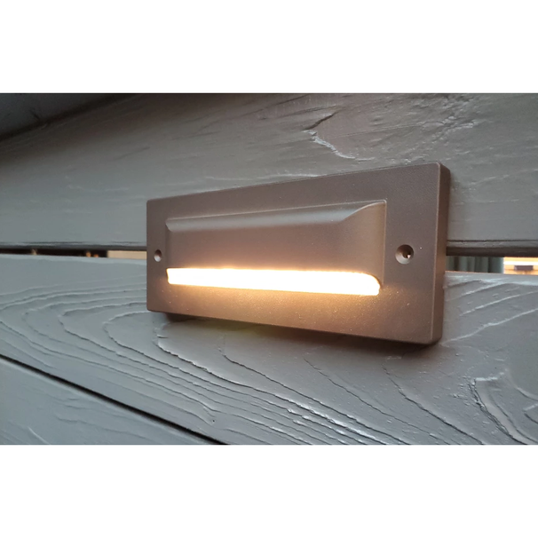 Lumien S3A4-6W Bronze Aluminum Step Light, Shielded, 6 Watts